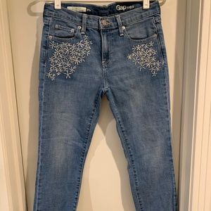 gap jeans. cute embroidery ..like new